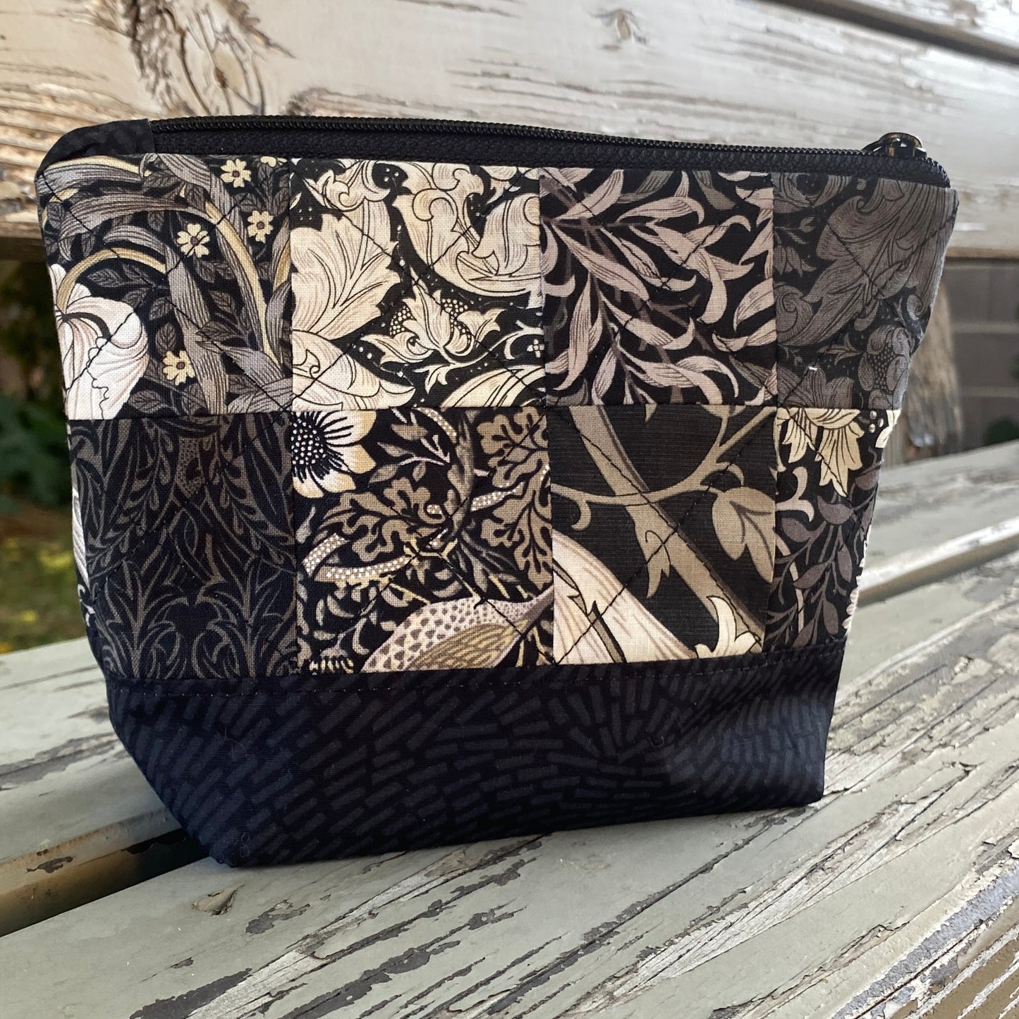 Patchwork Pouch sewing pattern